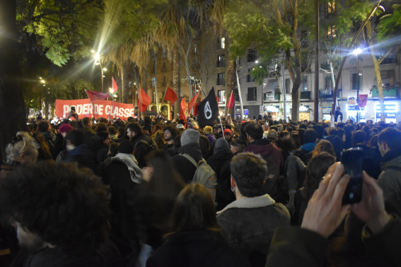 Postcapitalismos de autoras y autores en castellano y catalán